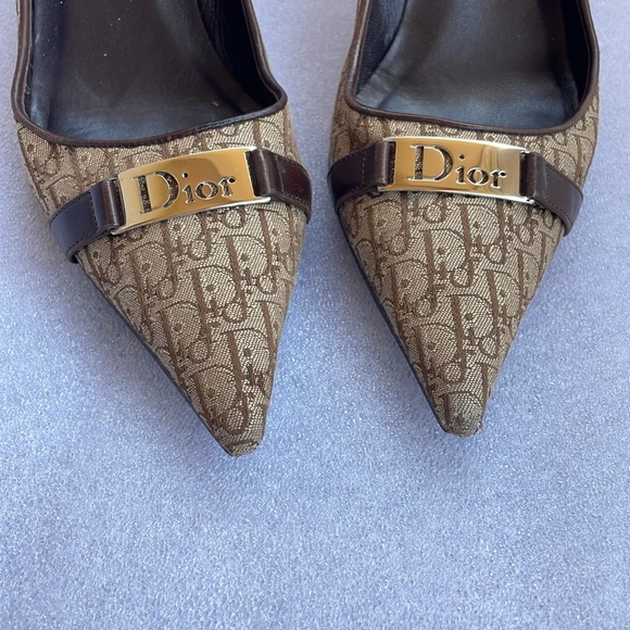 Christian Dior brown monogram heels - Picture 6 of 16